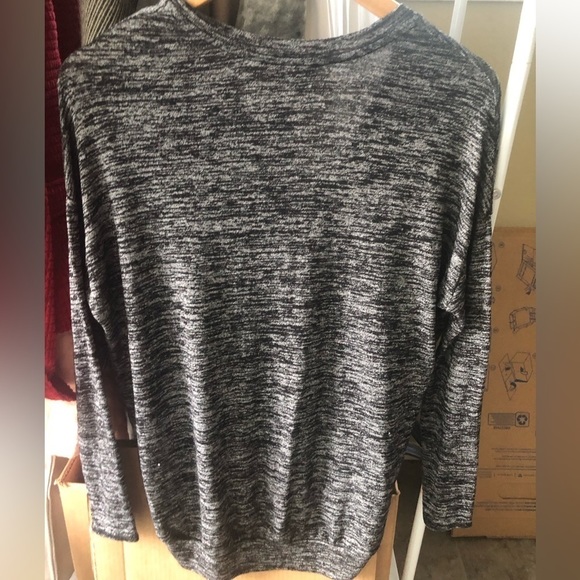 WILFRED FREE oversized v-neck long sleeve top - Picture 2 of 5
